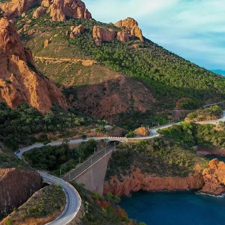 R1d Les Pleiades De L'esterel - Agay * Saint-Raphaël